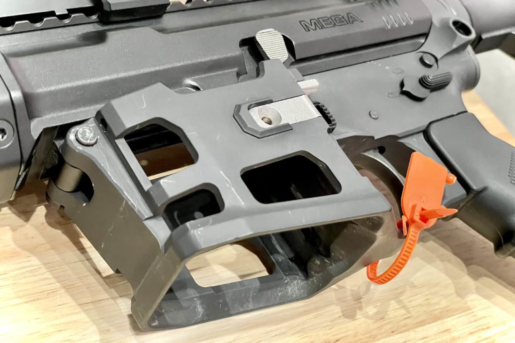 Quattro-15?! The Quad-Stacking Magazine and Lower by Desert Tech -- SHOT Show 2022