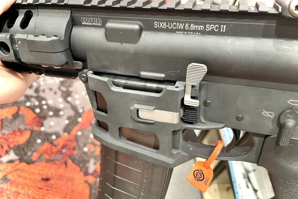 Quattro-15?! The Quad-Stacking Magazine and Lower by Desert Tech -- SHOT Show 2022