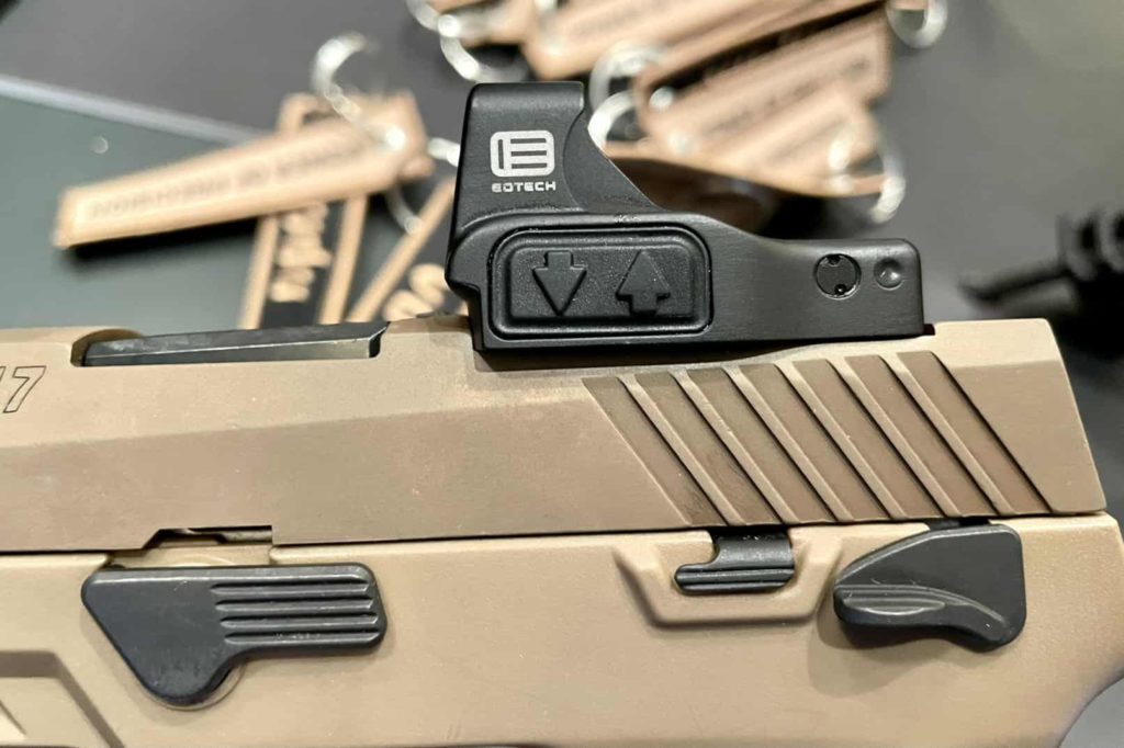 The Newest Mini Reflex Sight on the Block: EOTECH's EFLX -- SHOT Show 2022