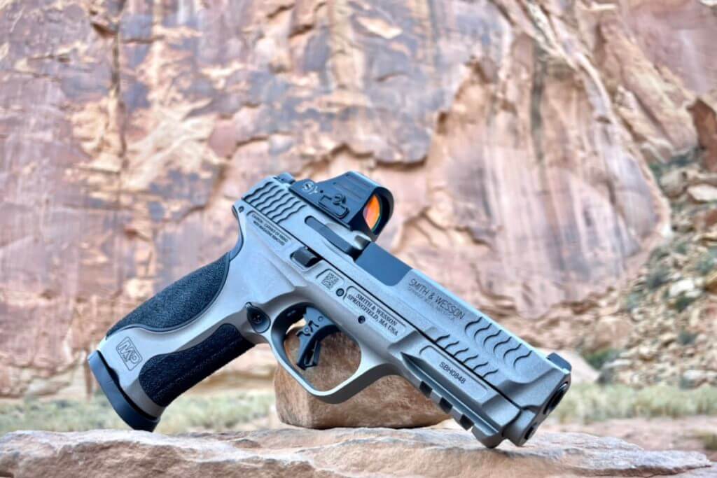 New Pistol Review: Testing the M&P9 M2.0 Metal