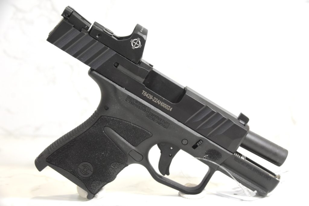 New Affordable Pistol From Stoeger: STR-9MC -- SHOT Show 2023